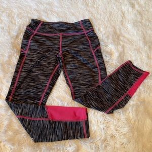 Girls athletic leggings